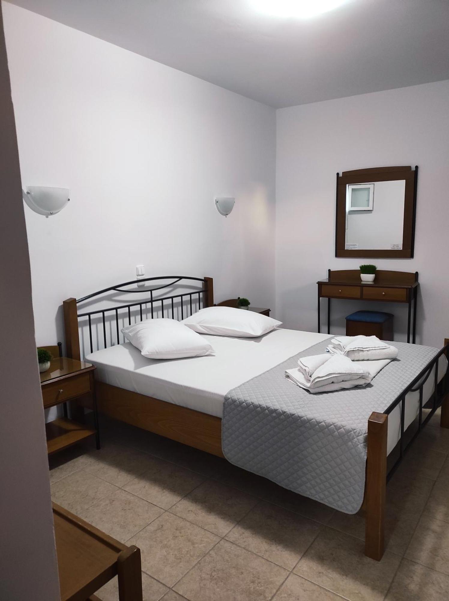 Apartment Vythos *