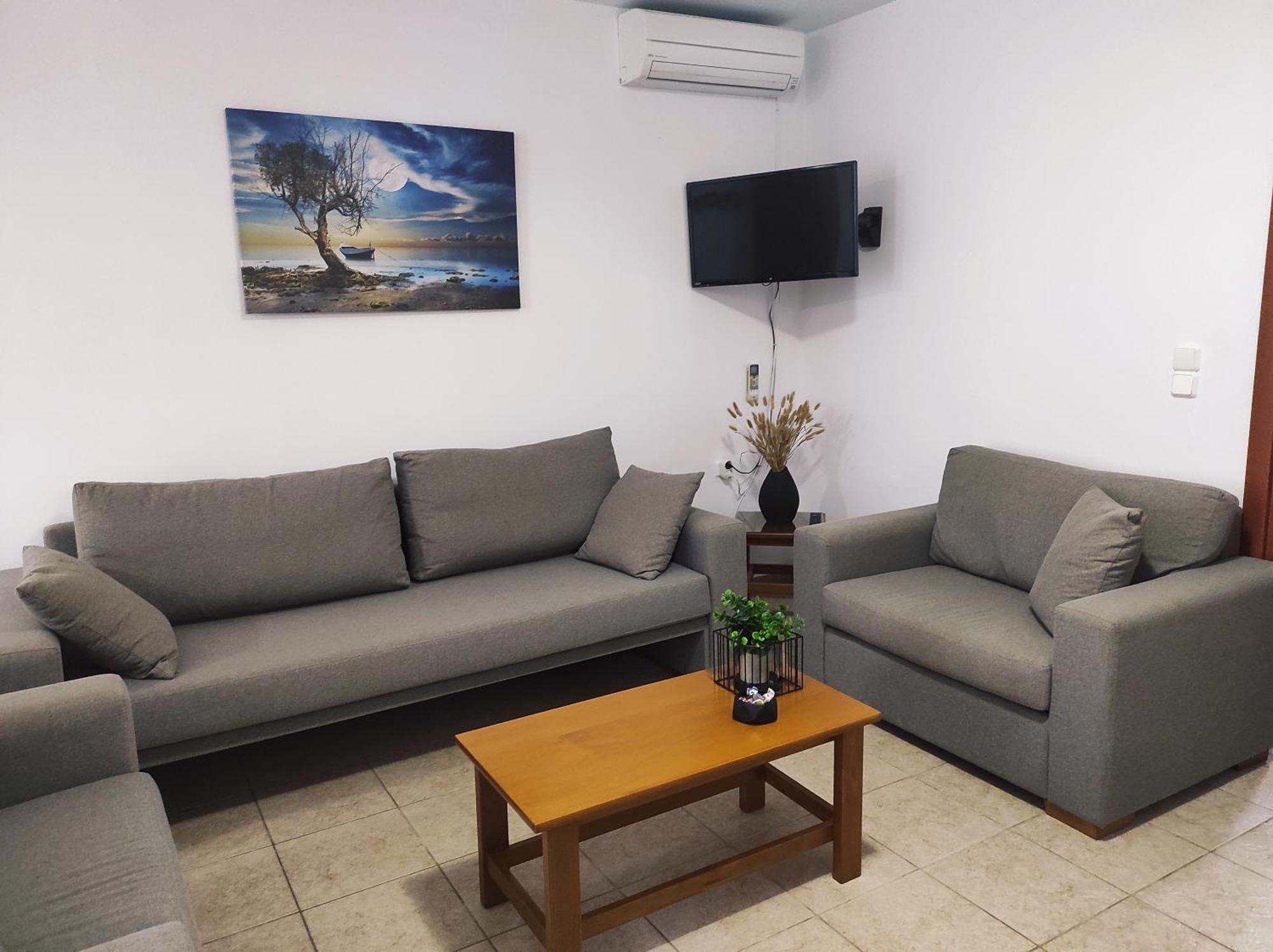 Vythos Apartment